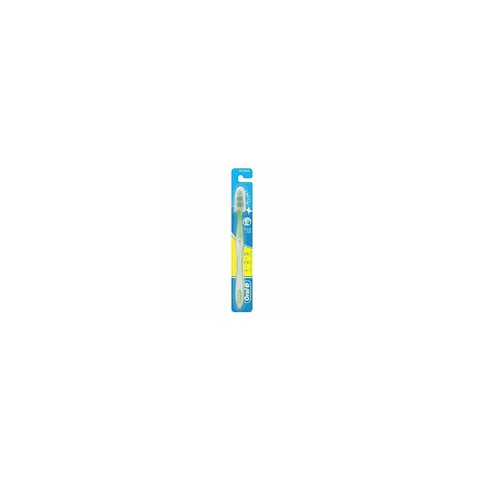 Зубна щітка Oral-B 123 Свіжість/чистота